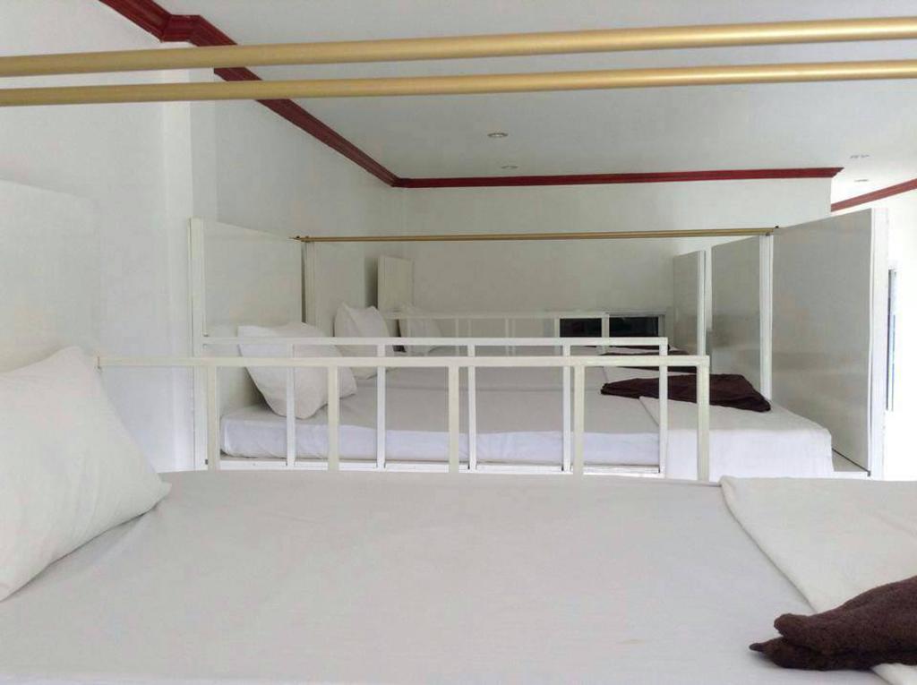 The Best Hostel Тау Номер фото