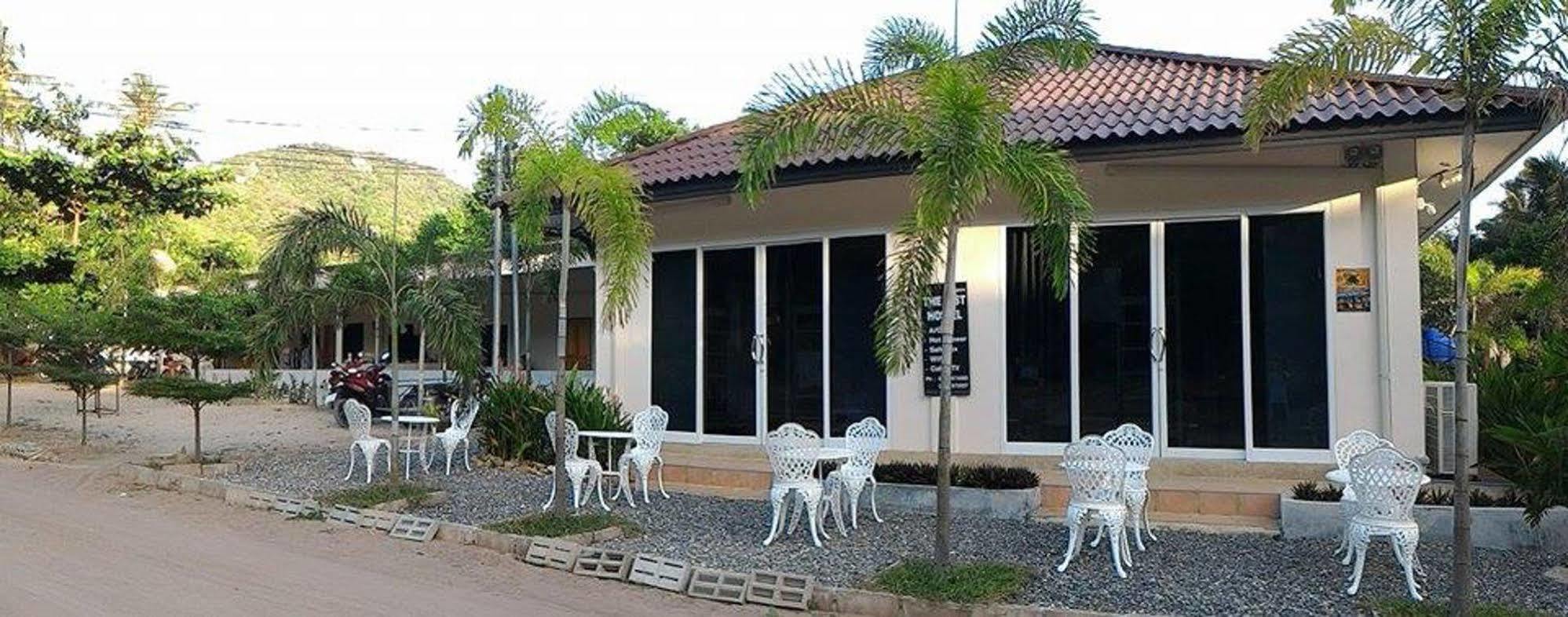 The Best Hostel Тау Экстерьер фото
