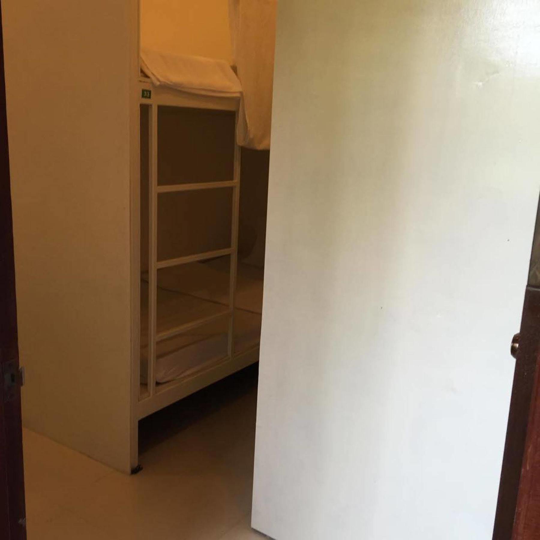 The Best Hostel Тау Экстерьер фото